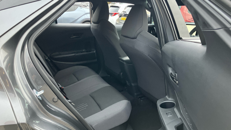 Toyota C-HR 2.0 PHEV Design 5dr CVT Hatchback